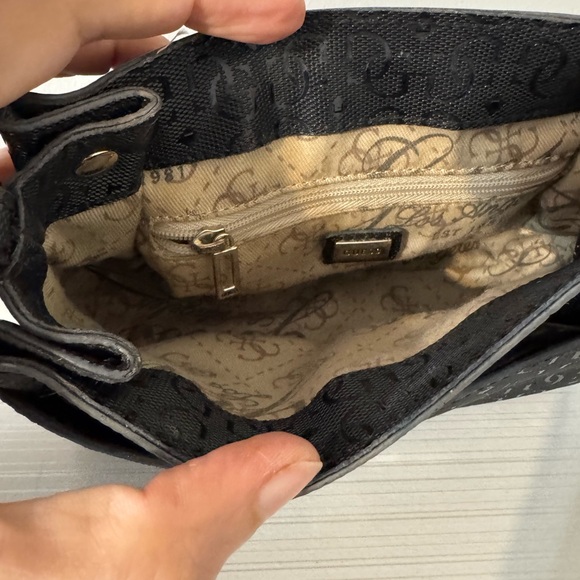 GUESS Embossed Black Crossbody Bag - Picture 6 of 7